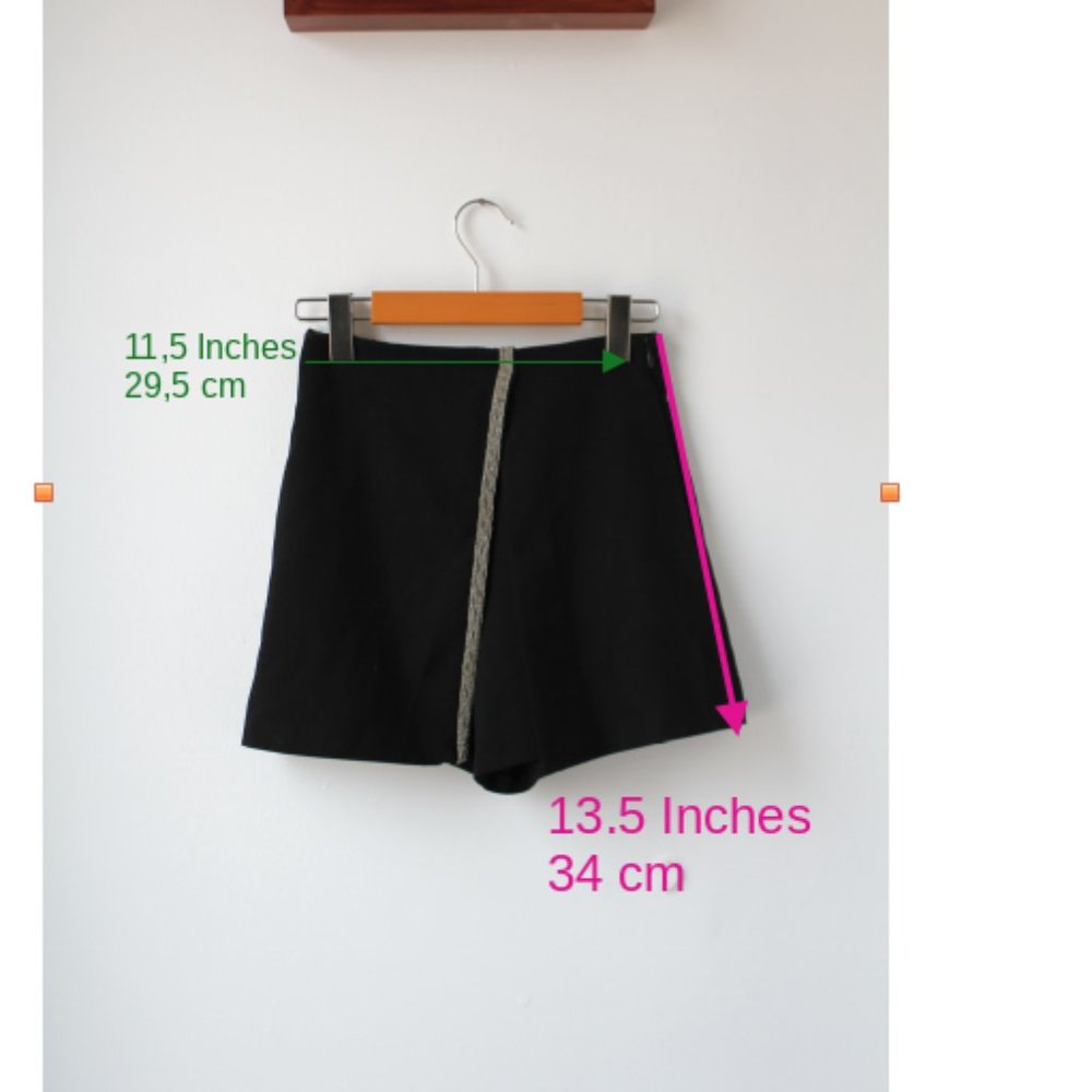 Mini Black skort - Picture 4 of 5